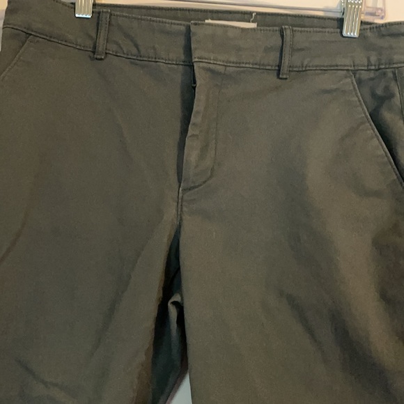 LOFT Size 8 Regular Dark Sea Green Girlfiriend Chinos Flat Front Pants Slacks - Picture 3 of 5